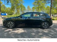 Second-hand Mercedes A200 Premium 150 CP (110 kW) 2024 Negru Berlinǎ