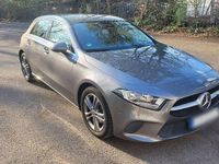 Gebraucht Mercedes A180 116 PS (85 kW) 2018 Silber Limousine