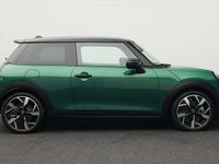 Gebraucht Mini Cooper S Favoured 204 PS (150 kW) 2024 Grün Kleinwagen