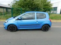 Gebraucht Renault Twingo Expression 75 PS (55 kW) 2013 Blau Kleinwagen