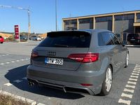 Gebraucht Audi A3 Sport 150 PS (110 kW) 2017 Grau Limousine