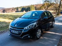 Gebraucht Peugeot 208 Active 83 PS (61 kW) 2019 Schwarz Kleinwagen