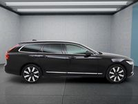 Gebraucht Volvo V90 398 PS (292 kW) 2025 Schwarz Kombi