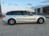 Gebraucht BMW 318 143 PS (105 kW) 2012 Silber Kombi