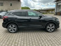 Gebraucht Nissan Qashqai N-Connecta 131 PS (96 kW) 2018 Schwarz SUV