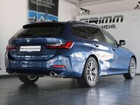 Gebraucht BMW 318 156 PS (114 kW) 2024 Phytonicblau metallic (metallic) Kombi