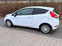 Gebraucht Ford Fiesta 60 PS (44 kW) 2009 Blau Kleinwagen
