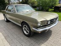 Usata Ford V8 224 CV (164 kW) 1966 Oro Coupé