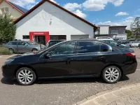 Gebraucht Renault Latitude 140 PS (102 kW) 2011 Schwarz Limousine