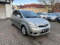 Gebraucht Toyota Verso Team 129 PS (94 kW) 2009 Silber Van / Kleinbus
