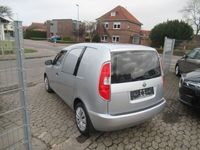 Gebraucht Skoda Roomster 69 PS (50 kW) 2008 Silber Van / Kleinbus
