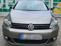 Gebraucht VW Golf Plus Cross 84 PS (61 kW) 2011 Braun Van / Kleinbus