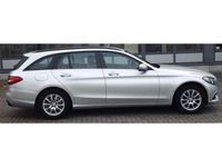 Gebraucht Mercedes C180 116 PS (85 kW) 2016 Iridiumsilber (metallic) Kombi