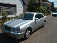 Gebraucht Mercedes E220 Elegance 143 PS (105 kW) 2000 Silber Limousine