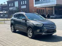 Gebraucht Ford Kuga Titanium 179 PS (131 kW) 2018 Grau SUV