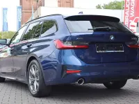 Gebraucht BMW 330 Sport Line 265 PS (194 kW) 2020 Blau Kombi