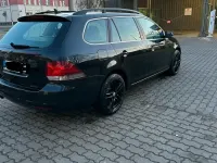 Gebraucht VW Golf VI 140 PS (102 kW) 2010 Schwarz Kleinwagen