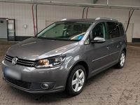 Gebraucht VW Touran 140 PS (102 kW) 2012 Grau Van / Kleinbus