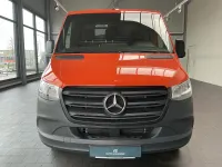 Gebraucht Mercedes Sprinter 170 PS (125 kW) 2024 Orange (rotorange 86) Van