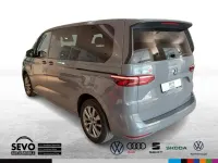 Gebraucht VW Multivan Life 150 PS (110 kW) 2023 Van / Kleinbus