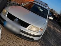 Gebraucht VW Passat 115 PS (84 kW) 2000 Silber Kombi