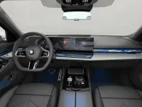 Neu BMW 540 Performance 303 PS (222 kW) 2025 Alpinweiss uni Kombi