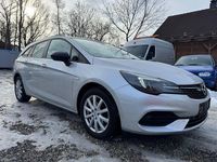 Używany Opel Astra Edition 122 KM (89 kW) 2021 Srebrny Kombi