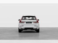 Neu Volvo XC60 Plus 250 PS (183 kW) 2025 Schwarz (crystal white pearl) SUV