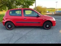 Gebraucht Renault Clio 75 PS (55 kW) 2010 Rot Kleinwagen