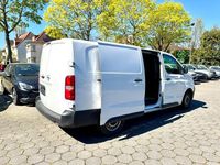 Gebraucht Opel Vivaro 144 PS (105 kW) 2023 Weiß Van / Kleinbus