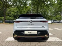 Gebraucht Renault Megane E-Tech Iconic 160 kW (218 PS) 2024 Rafalegrau, dach in black pea Limousine