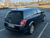 Gebraucht Opel Astra 116 PS (85 kW) 2010 Schwarz Kombi