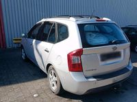 Gebraucht Kia Carens 140 PS (102 kW) 2009 Silber Van / Kleinbus