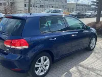 Second-hand VW Golf VII 105 CP (77 kW) 2012 Albastru Berlinǎ