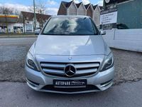 Gebraucht Mercedes B180 109 PS (80 kW) 2013 Silber Kleinwagen
