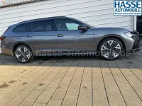 Neu Skoda Superb SportLine 265 PS (194 kW) 2026 Graphite grau metallic Kombi
