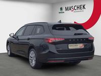 Gebraucht Skoda Superb Selection 150 PS (110 kW) 2025 Onyxschwarz metallic Kombi