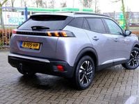 Gebraucht Peugeot e-2008 Allure 100 kW (136 PS) 2022 Grau SUV