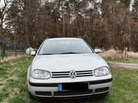 Second-hand VW Golf IV 100 CP (73 kW) 2000 Argintiu Break