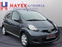 Gebraucht Toyota Aygo 68 PS (50 kW) 2011 Grau Kleinwagen
