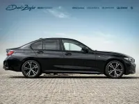 Gebraucht BMW 320 M Sport 184 PS (135 kW) 2025 Saphirschwarzmetallic Limousine