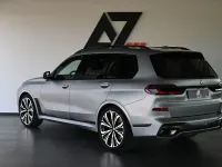 Gebraucht BMW X7 Sport Line 352 PS (258 kW) 2025 Grau SUV