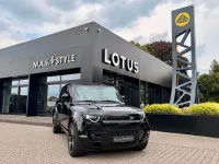 Gebraucht Land Rover Defender HSE Dynamic 426 PS (313 kW) 2026 Santorini black SUV