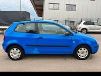 Gebraucht VW Polo 60 PS (44 kW) 2003 Blau Kleinwagen