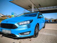 Gebraucht Ford Focus 125 PS (91 kW) 2016 Blau Kombi