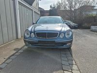Gebraucht Mercedes E500 309 PS (227 kW) 2004 Blau Limousine