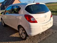Gebraucht Opel Corsa Active 101 PS (74 kW) 2013 Weiß Kleinwagen