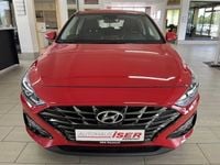 Gebraucht Hyundai i30 Pure 110 PS (80 kW) 2024 Rot metallic Limousine