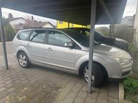 Gebraucht Ford Focus Ambiente 101 PS (74 kW) 2007 Grau Kombi