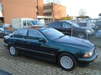 Gebraucht BMW 523 170 PS (125 kW) 2000 Grünmetallic Limousine